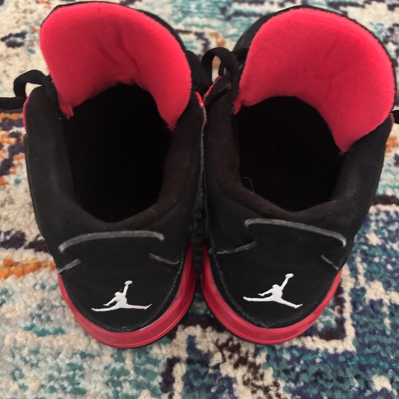 Jordan 4 retro red kids size 3 - Picture 3 of 4